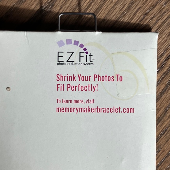 Toggle Photo Bracelet NEW!!! - Picture 4 of 5